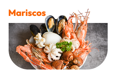 Mariscos frescos seleccionados ideales para preparaciones especiales y  deliciosas